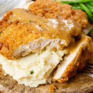 country chicken with mashed potatoes