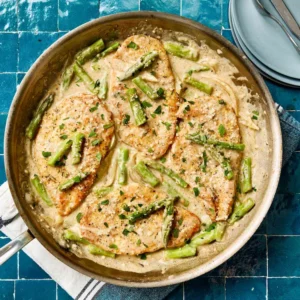 SMOTHERED CHICKEN & ASPARAGUS